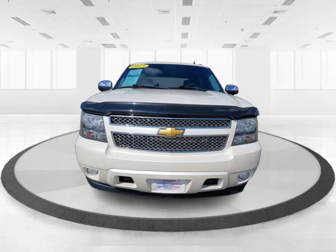 2013 Chevrolet Avalanche LTZ 4WD (3GNTKGE78DG) with an 5.3L V8 OHV 16V FFV engine, 4-Speed Automatic transmission, located at 8750 N County Rd 25A, Piqua, OH, 45356, (937) 908-9800, 40.164391, -84.232513 - 2013 Chevrolet Avalanche LTZ 4WD - Photo#7
