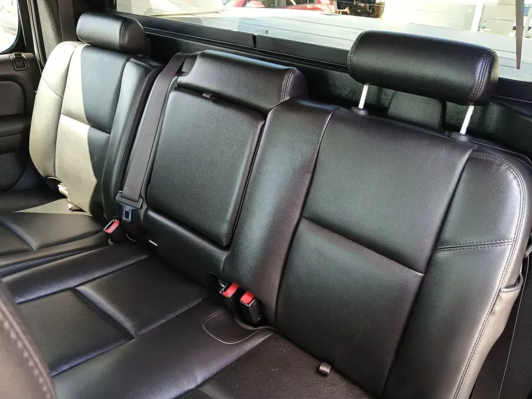 2013 Chevrolet Avalanche LTZ 4WD (3GNTKGE78DG) with an 5.3L V8 OHV 16V FFV engine, 4-Speed Automatic transmission, located at 8750 N County Rd 25A, Piqua, OH, 45356, (937) 908-9800, 40.164391, -84.232513 - 2013 Chevrolet Avalanche LTZ 4WD - Photo#10
