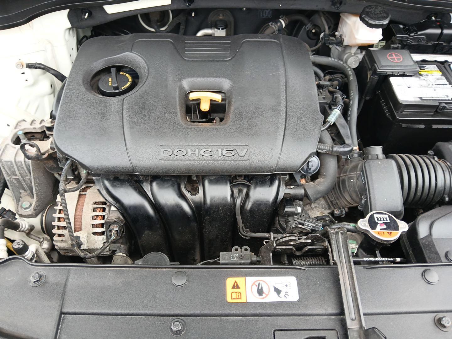 2020 Kia Soul LX CVT (KNDJ23AU1L7) with an 2.0L L4 DOHC 16V engine, Continuously Variable Transmission transmission, located at 880 E. National Road, Vandalia, OH, 45377, (937) 908-9800, 39.891918, -84.183594 - Photo#10