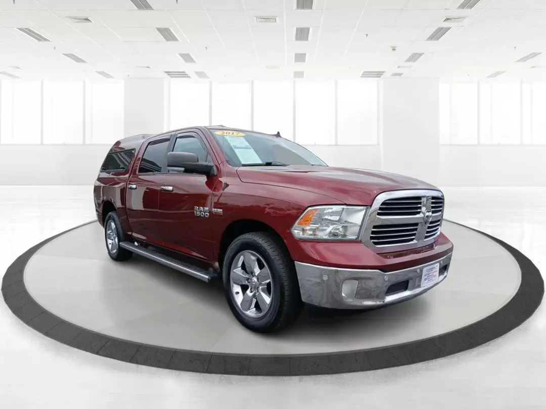 photo of 2017 RAM 1500 SLT Crew Cab SWB 4WD