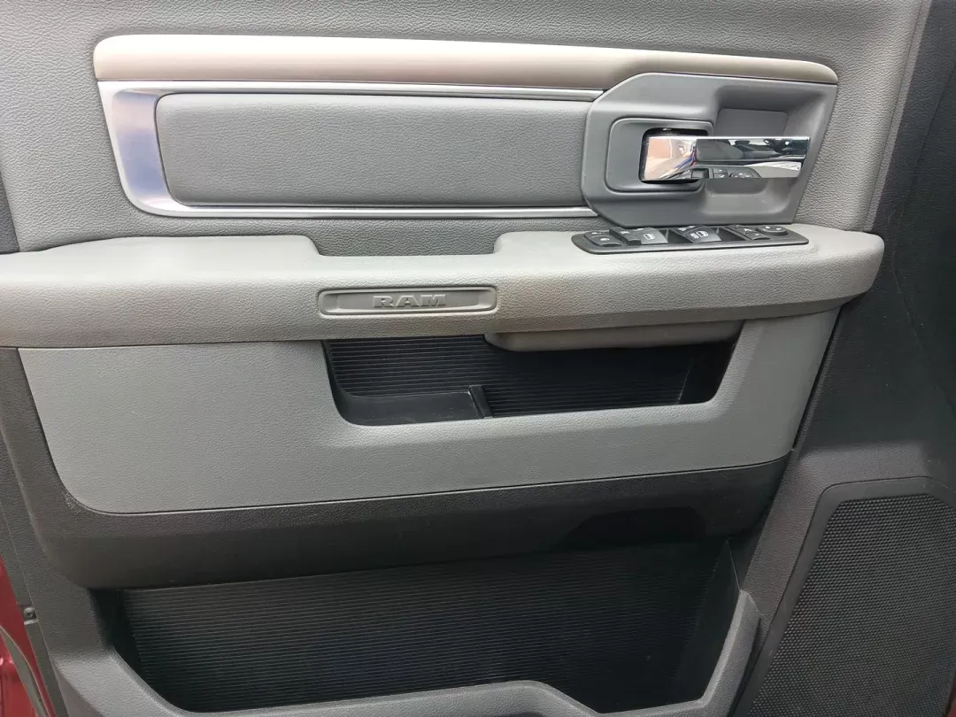 2017 Ram 1500 SLT Crew Cab SWB 4WD (3C6RR7LT1HG) with an 5.7L V8 OHV 16V engine, 8-Speed Automatic transmission, located at 1099 N County Rd 25A , Troy, OH, 45373, (937) 908-9800, 40.057079, -84.212883 - 2017 Ram 1500 SLT Crew Cab SWB 4WD - Photo#19