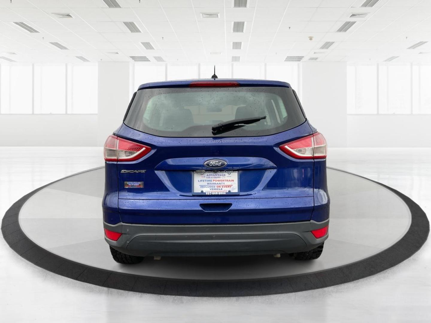 2014 Ford Escape S FWD (1FMCU0F71EU) with an 2.5L L4 DOHC 16V engine, 6-Speed Automatic transmission, located at 1099 N County Rd 25A, Troy, OH, 45373, (937) 908-9800, 40.057079, -84.212883 - Photo#3