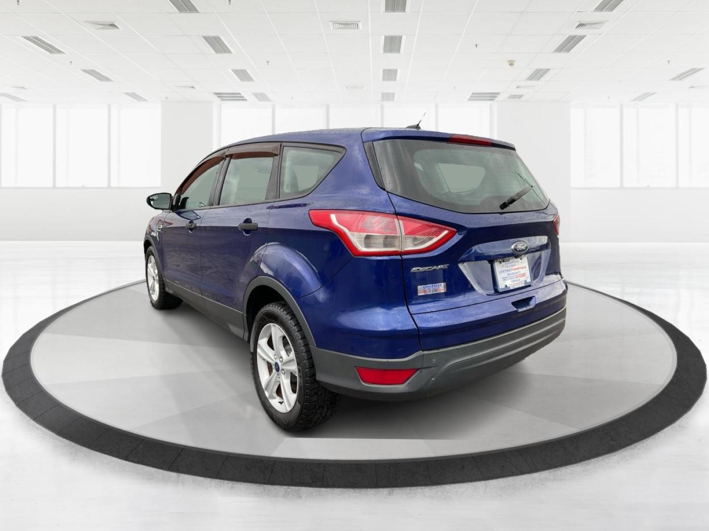 2014 Ford Escape S FWD (1FMCU0F71EU) with an 2.5L L4 DOHC 16V engine, 6-Speed Automatic transmission, located at 1099 N County Rd 25A, Troy, OH, 45373, (937) 908-9800, 40.057079, -84.212883 - Photo#4