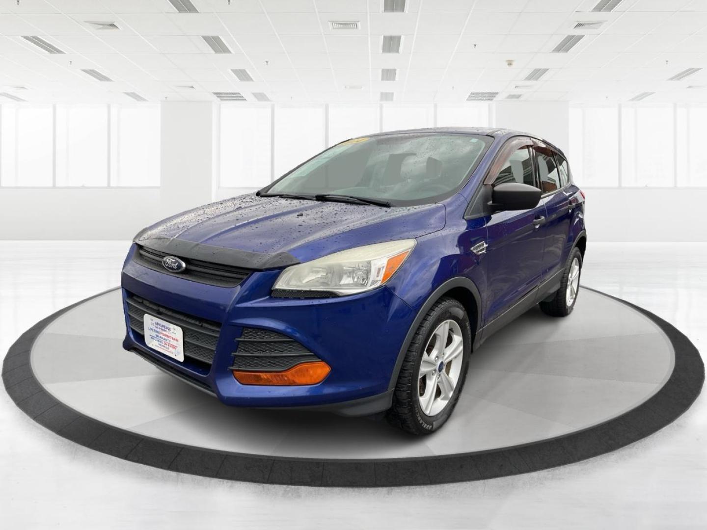 2014 Ford Escape S FWD (1FMCU0F71EU) with an 2.5L L4 DOHC 16V engine, 6-Speed Automatic transmission, located at 1099 N County Rd 25A, Troy, OH, 45373, (937) 908-9800, 40.057079, -84.212883 - Photo#7