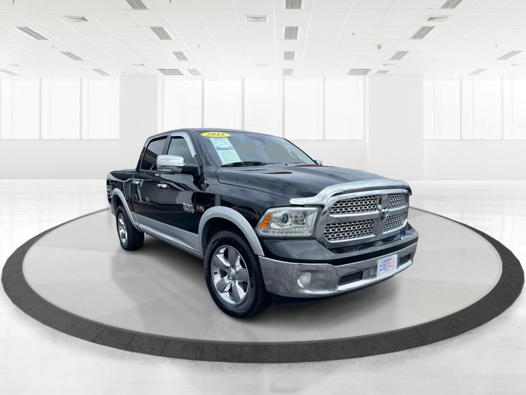 2015 Ram 1500 Laramie Crew Cab SWB 4WD (1C6RR7NT7FS) with an 5.7L V8 OHV 16V engine, 8-Speed Automatic transmission, located at 401 Woodman Dr, Riverside, OH, 45431, (937) 908-9800, 39.760899, -84.123421 - Photo#0