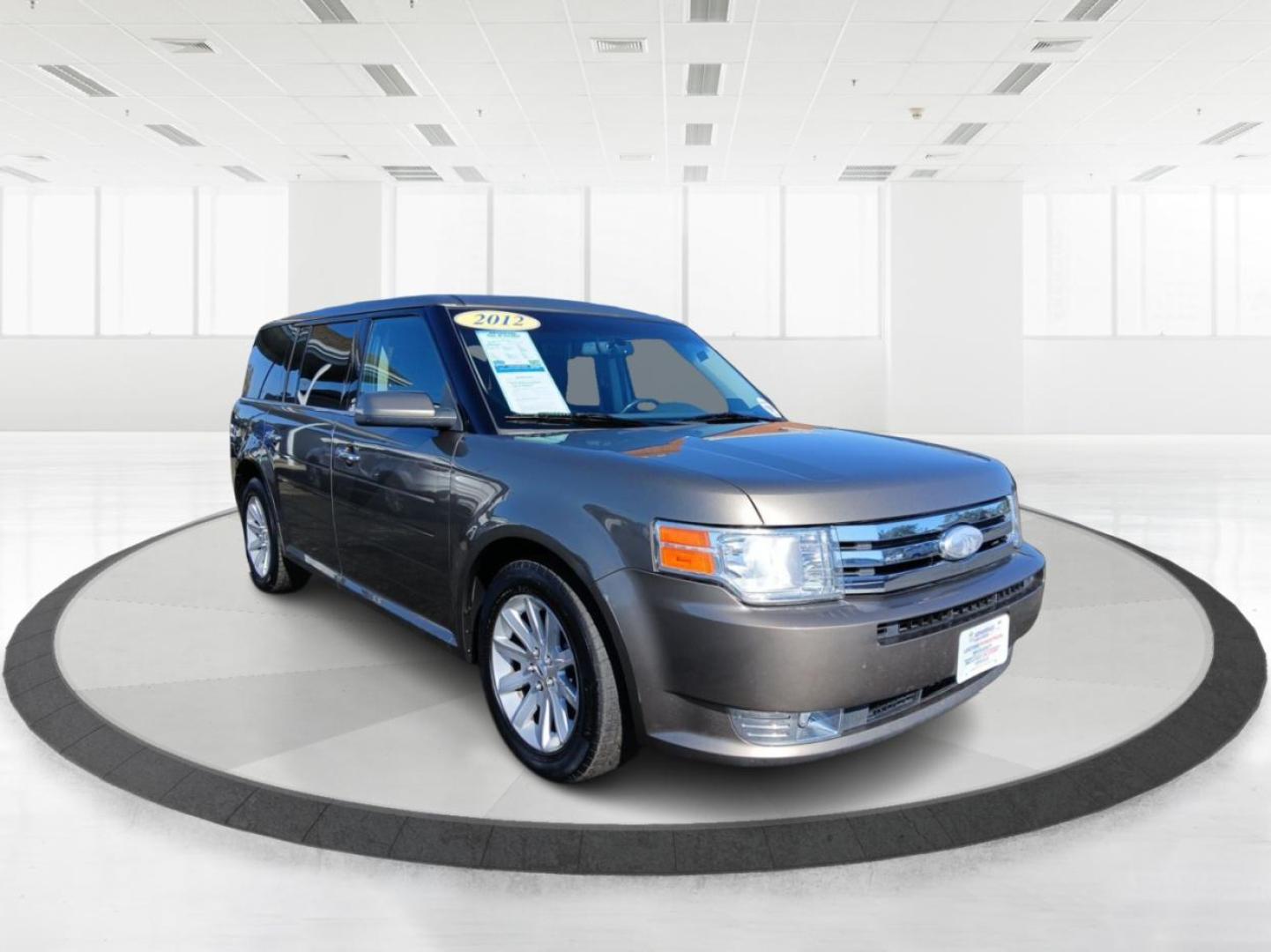 2012 Ford Flex SEL FWD (2FMGK5CC2CB) with an 3.5L V6 DOHC 24V engine, 6-Speed Automatic Overdrive transmission, located at 880 E. National Road, Vandalia, OH, 45377, (937) 908-9800, 39.891918, -84.183594 - Photo#0