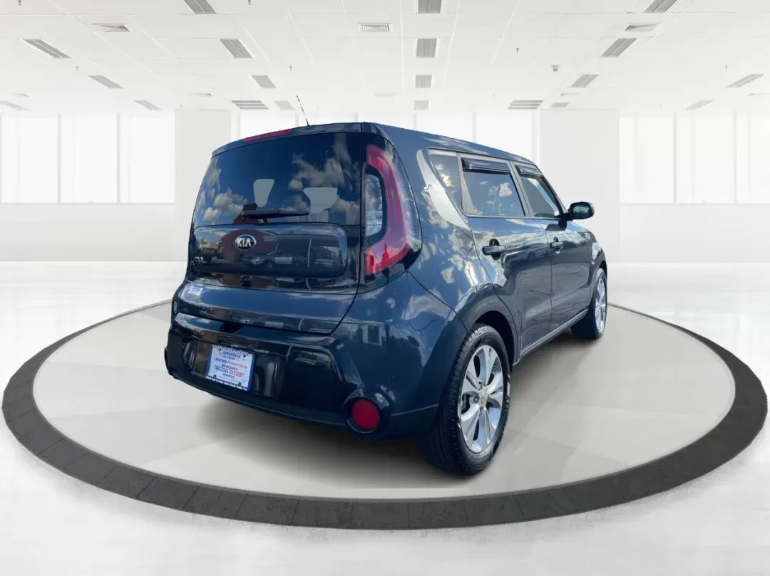 2016 Kia Soul + (KNDJP3A58G7) with an 2.0L L4 DOHC 16V engine, 6-Speed Automatic transmission, located at 880 E. National Road, Vandalia, OH, 45377, (937) 908-9800, 39.891918, -84.183594 - 2016 Kia Soul + - Photo#2