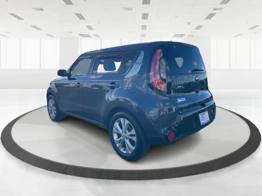 2016 Kia Soul + (KNDJP3A58G7) with an 2.0L L4 DOHC 16V engine, 6-Speed Automatic transmission, located at 880 E. National Road, Vandalia, OH, 45377, (937) 908-9800, 39.891918, -84.183594 - 2016 Kia Soul + - Photo#5