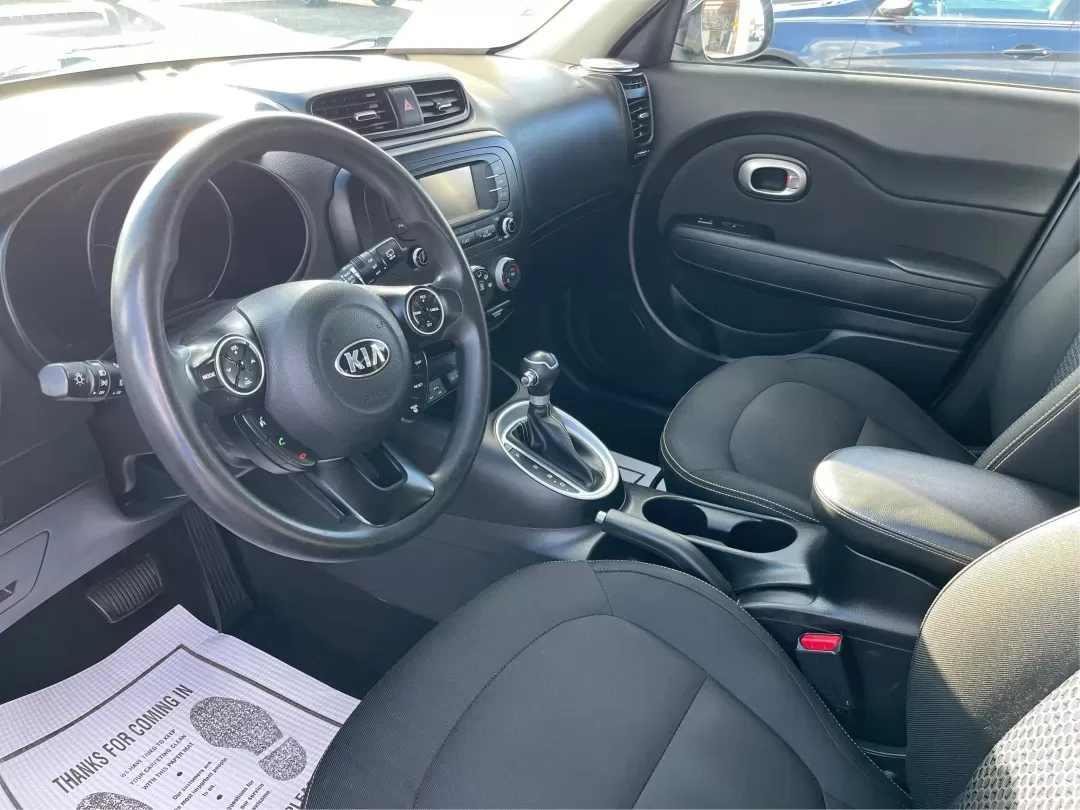2016 Kia Soul + (KNDJP3A58G7) with an 2.0L L4 DOHC 16V engine, 6-Speed Automatic transmission, located at 880 E. National Road, Vandalia, OH, 45377, (937) 908-9800, 39.891918, -84.183594 - 2016 Kia Soul + - Photo#9