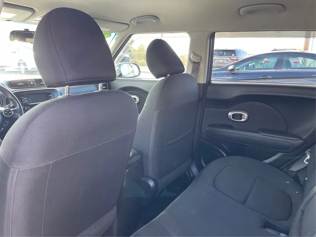 2016 Kia Soul + (KNDJP3A58G7) with an 2.0L L4 DOHC 16V engine, 6-Speed Automatic transmission, located at 880 E. National Road, Vandalia, OH, 45377, (937) 908-9800, 39.891918, -84.183594 - 2016 Kia Soul + - Photo#10
