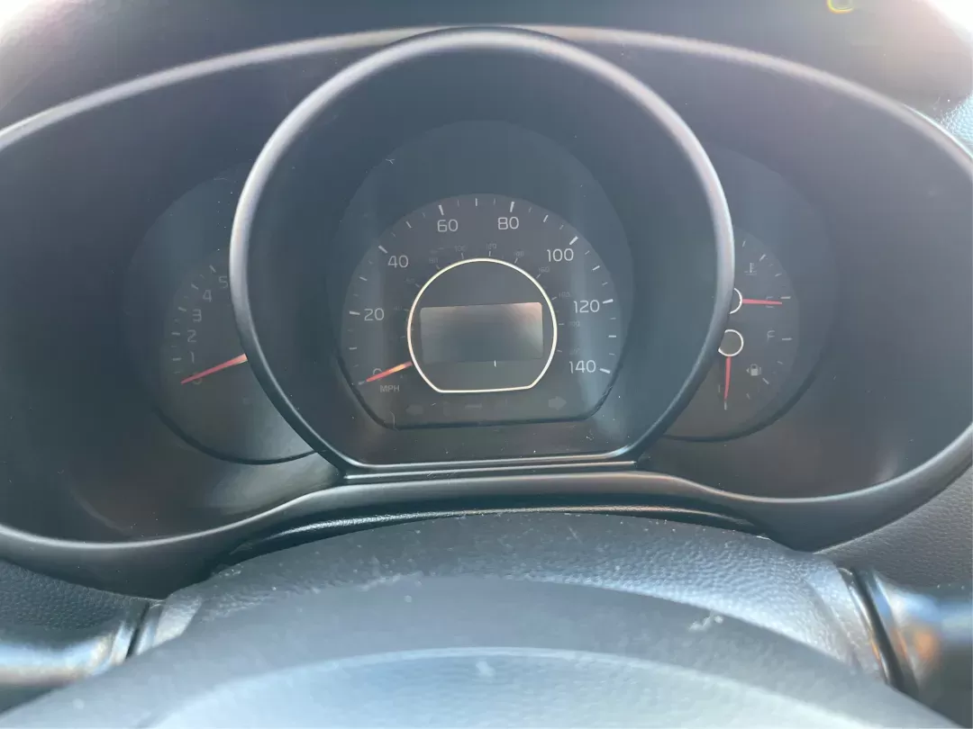 2016 Kia Soul + (KNDJP3A58G7) with an 2.0L L4 DOHC 16V engine, 6-Speed Automatic transmission, located at 880 E. National Road, Vandalia, OH, 45377, (937) 908-9800, 39.891918, -84.183594 - 2016 Kia Soul + - Photo#15
