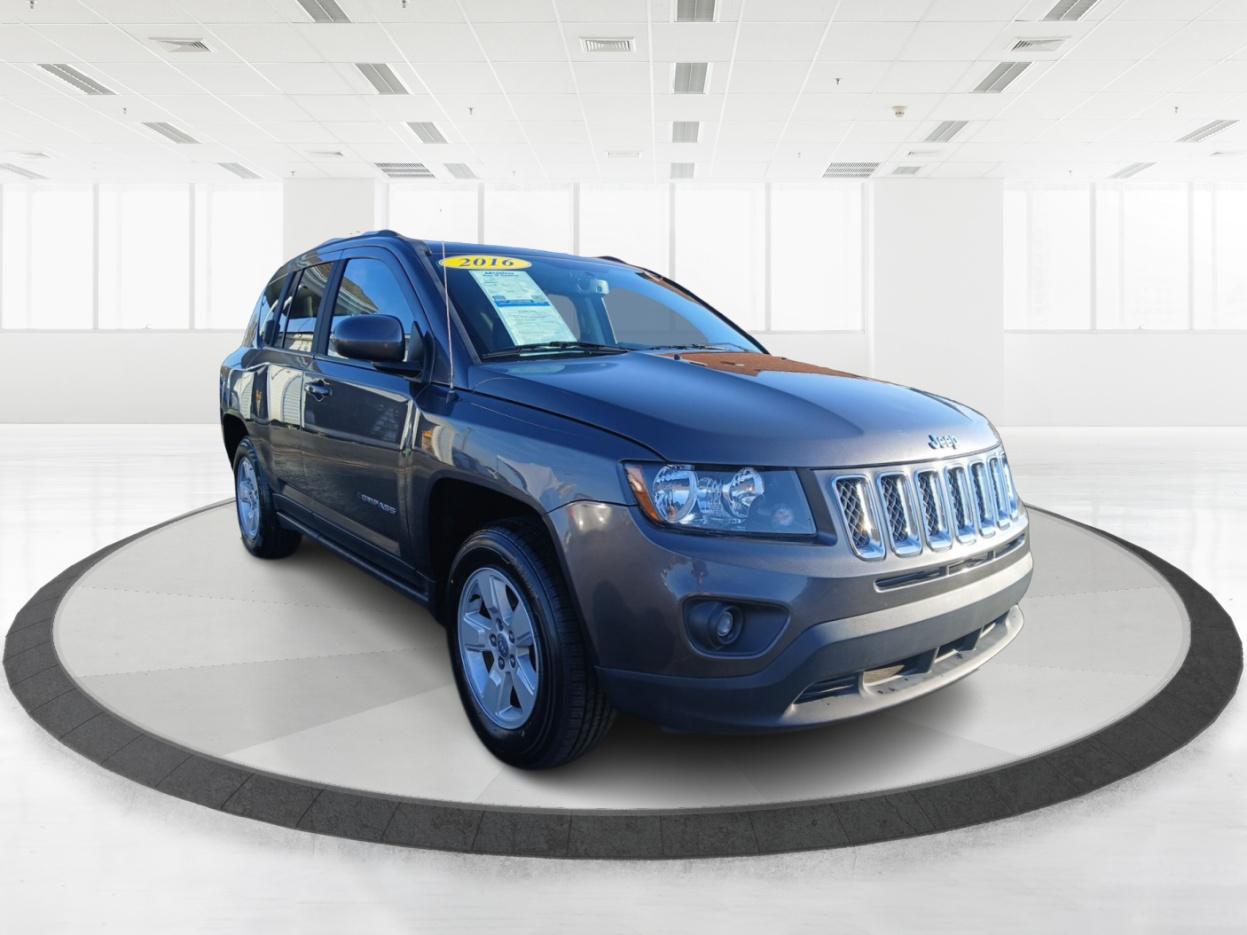 photo of 2016 Jeep Compass Latitude FWD