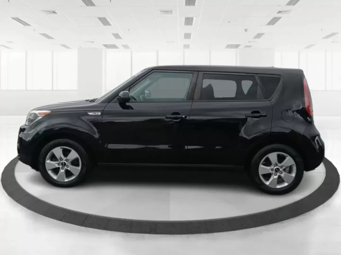 2019 Kia Soul Base 6A (KNDJN2A26K7) with an 1.6L L4 DOHC 16V engine, 6-Speed Automatic transmission, located at 4508 South Dixie Dr, Moraine, OH, 45439, (937) 908-9800, 39.689976, -84.218452 - Photo#6
