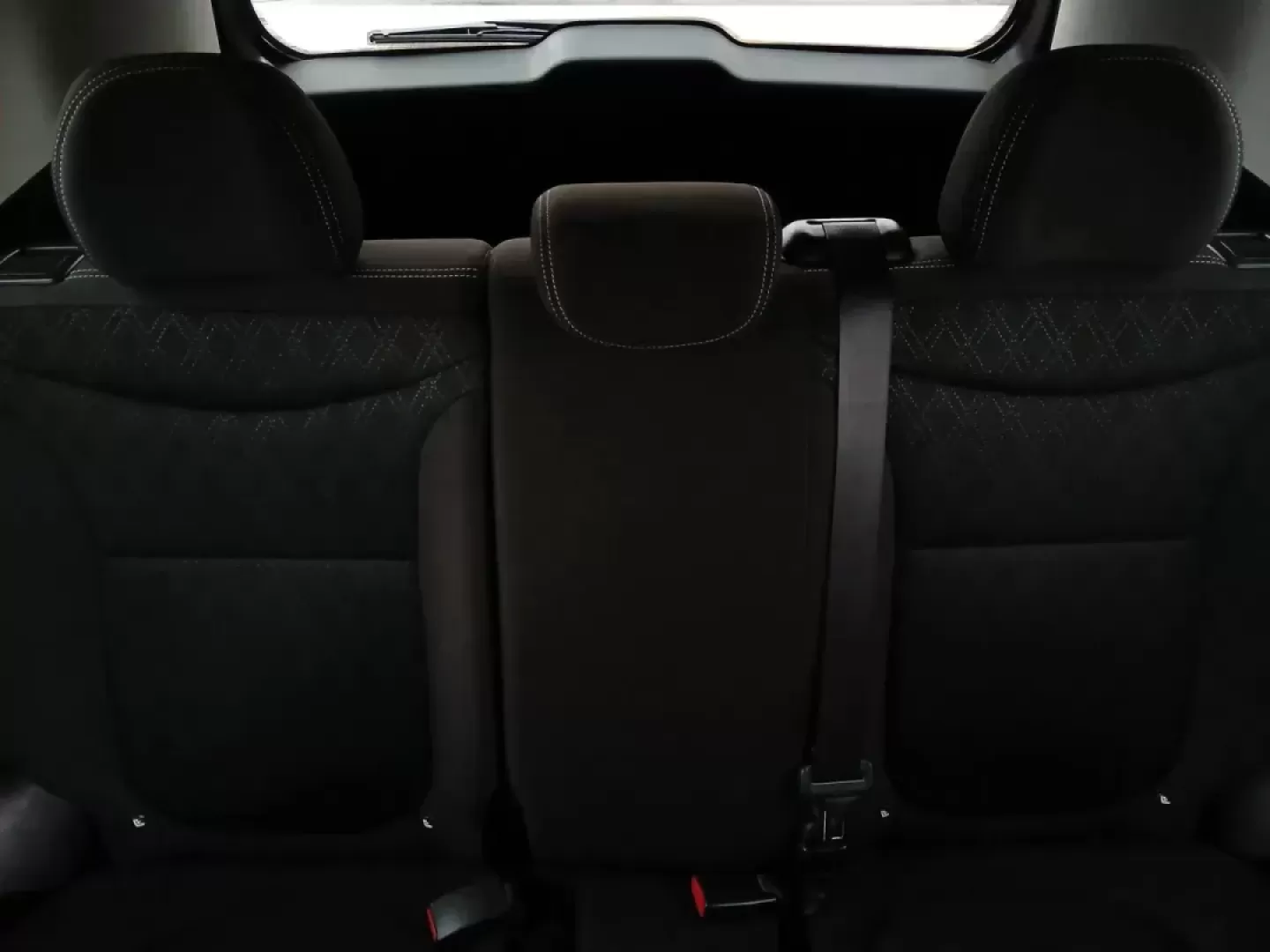2019 Kia Soul Base 6A (KNDJN2A26K7) with an 1.6L L4 DOHC 16V engine, 6-Speed Automatic transmission, located at 4508 South Dixie Dr, Moraine, OH, 45439, (937) 908-9800, 39.689976, -84.218452 - Photo#14