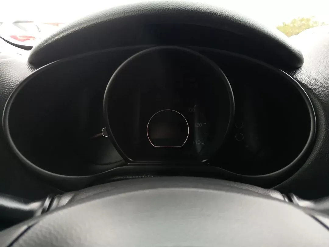 2019 Kia Soul Base 6A (KNDJN2A26K7) with an 1.6L L4 DOHC 16V engine, 6-Speed Automatic transmission, located at 4508 South Dixie Dr, Moraine, OH, 45439, (937) 908-9800, 39.689976, -84.218452 - One Owner - Photo#15