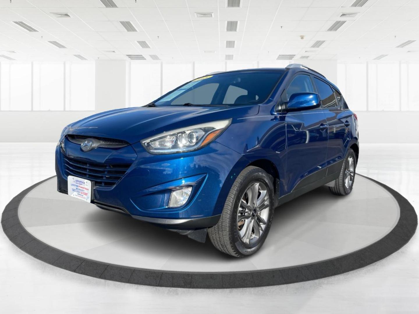 2015 Hyundai Tucson GLS AWD (KM8JUCAG7FU) with an 2.4L L4 DOHC 16V engine, 6-Speed Automatic transmission, located at 1230 East Main St, Xenia, OH, 45385, (937) 908-9800, 39.688026, -83.910172 - Photo#7