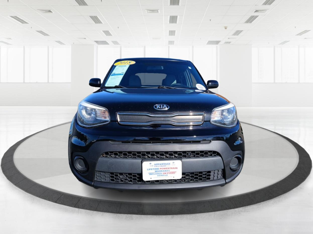 2018 Kia Soul Base 6A (KNDJN2A23J7) with an 1.6L L4 DOHC 16V engine, 6-Speed Automatic transmission, located at 880 E. National Road, Vandalia, OH, 45377, (937) 908-9800, 39.891918, -84.183594 - 2018 Kia Soul Base 6A - Photo#4