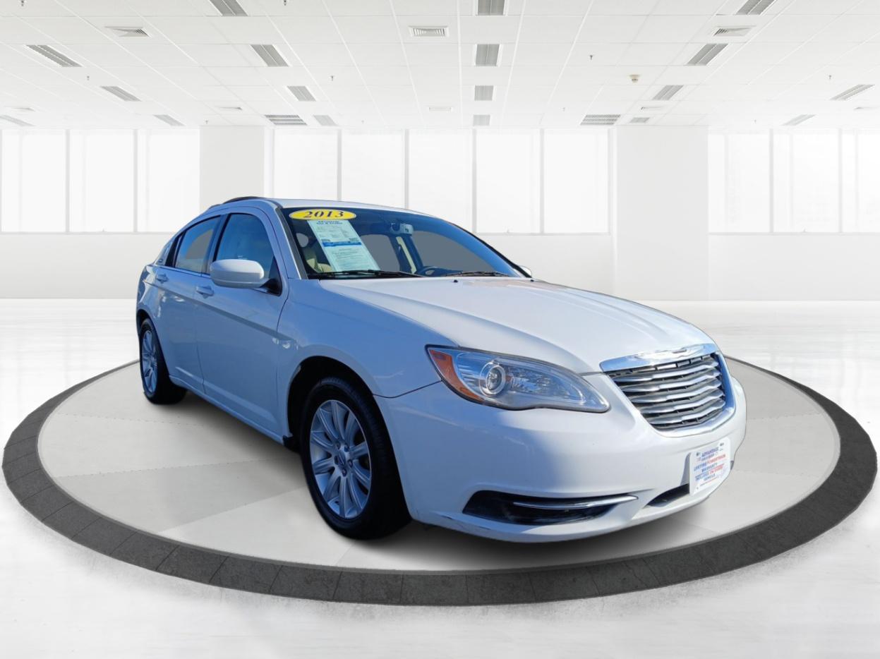 2013 Chrysler 200 Touring