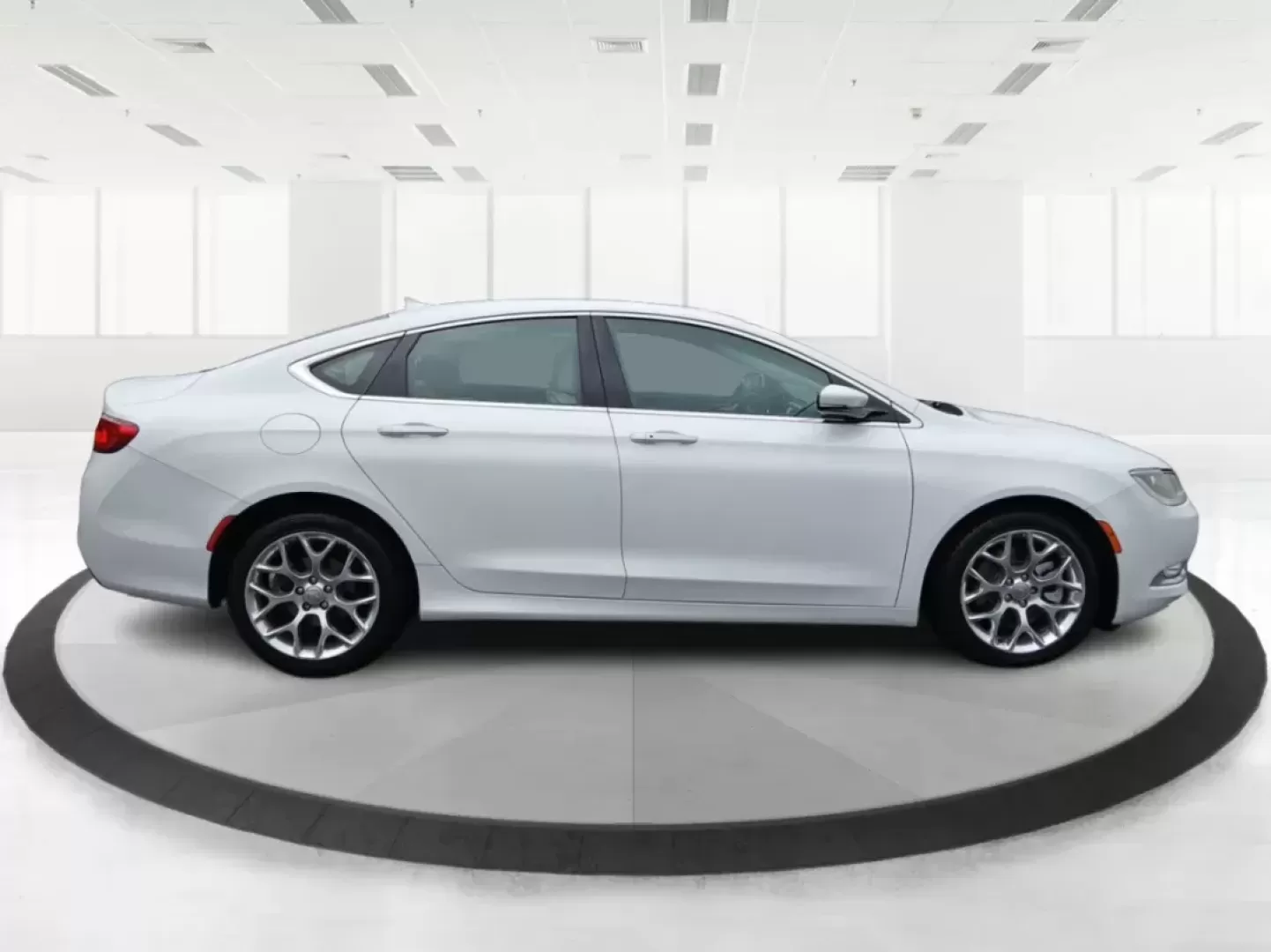 2015 Chrysler 200 C AWD (1C3CCCEG3FN) with an 3.6L V6 DOHC 24V FFV engine, 9-Speed Automatic transmission, located at 4508 South Dixie Dr, Moraine, OH, 45439, (937) 908-9800, 39.689976, -84.218452 - 2015 Chrysler 200 C AWD - Photo#1