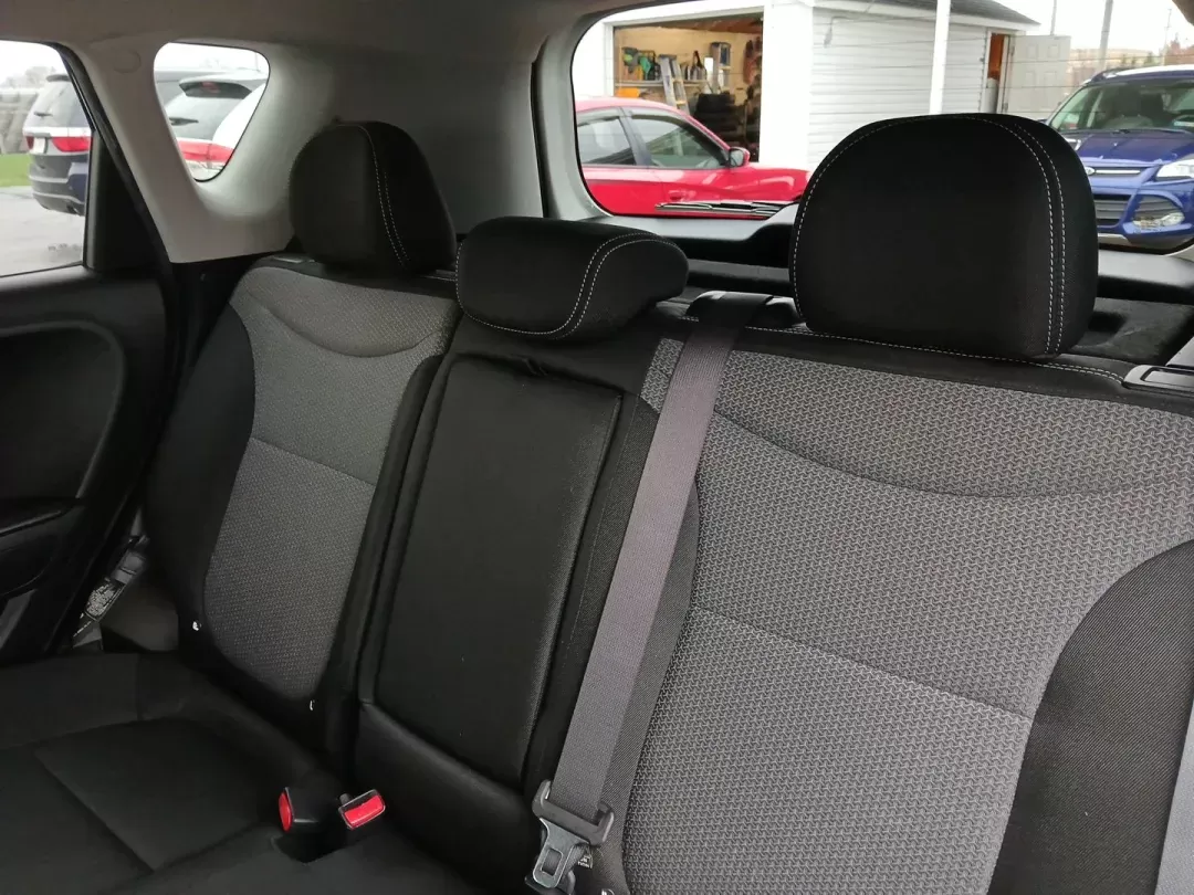 2019 Kia Soul + (KNDJP3A59K7) with an 2.0L L4 DOHC 16V engine, 6-Speed Automatic transmission, located at 401 Woodman Dr, Riverside, OH, 45431, (937) 908-9800, 39.760899, -84.123421 - 2019 Kia Soul + - Photo#9