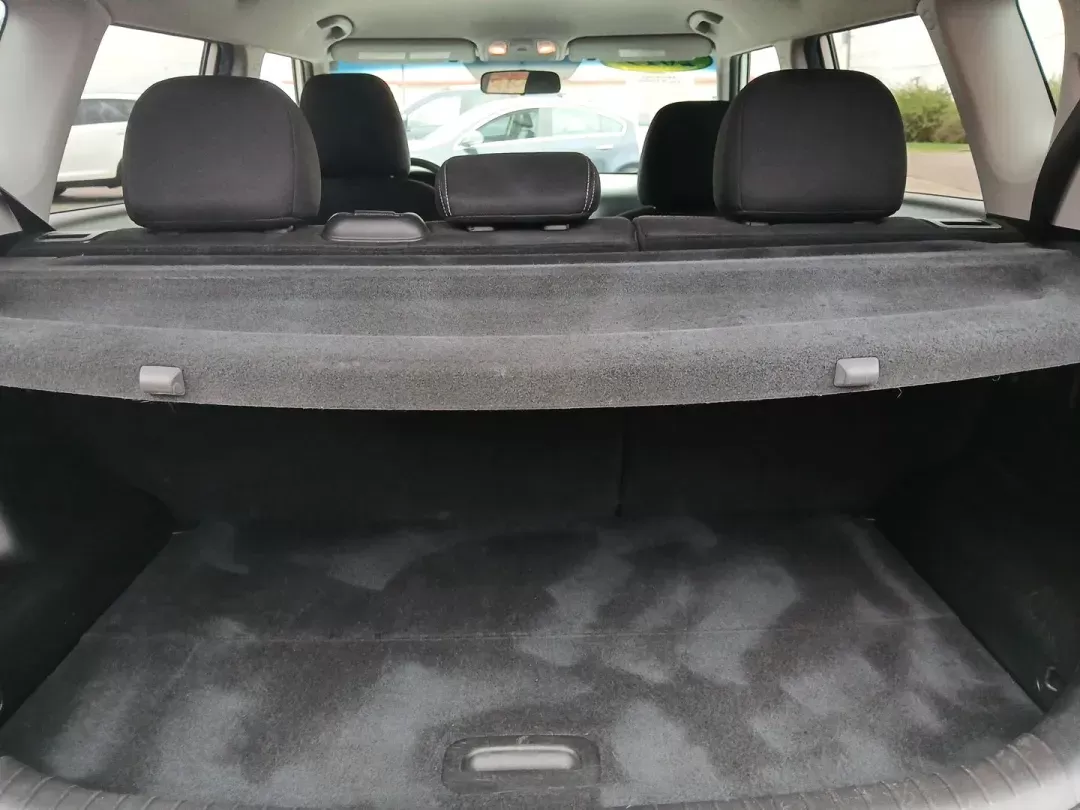 2019 Kia Soul + (KNDJP3A59K7) with an 2.0L L4 DOHC 16V engine, 6-Speed Automatic transmission, located at 401 Woodman Dr, Riverside, OH, 45431, (937) 908-9800, 39.760899, -84.123421 - 2019 Kia Soul + - Photo#11