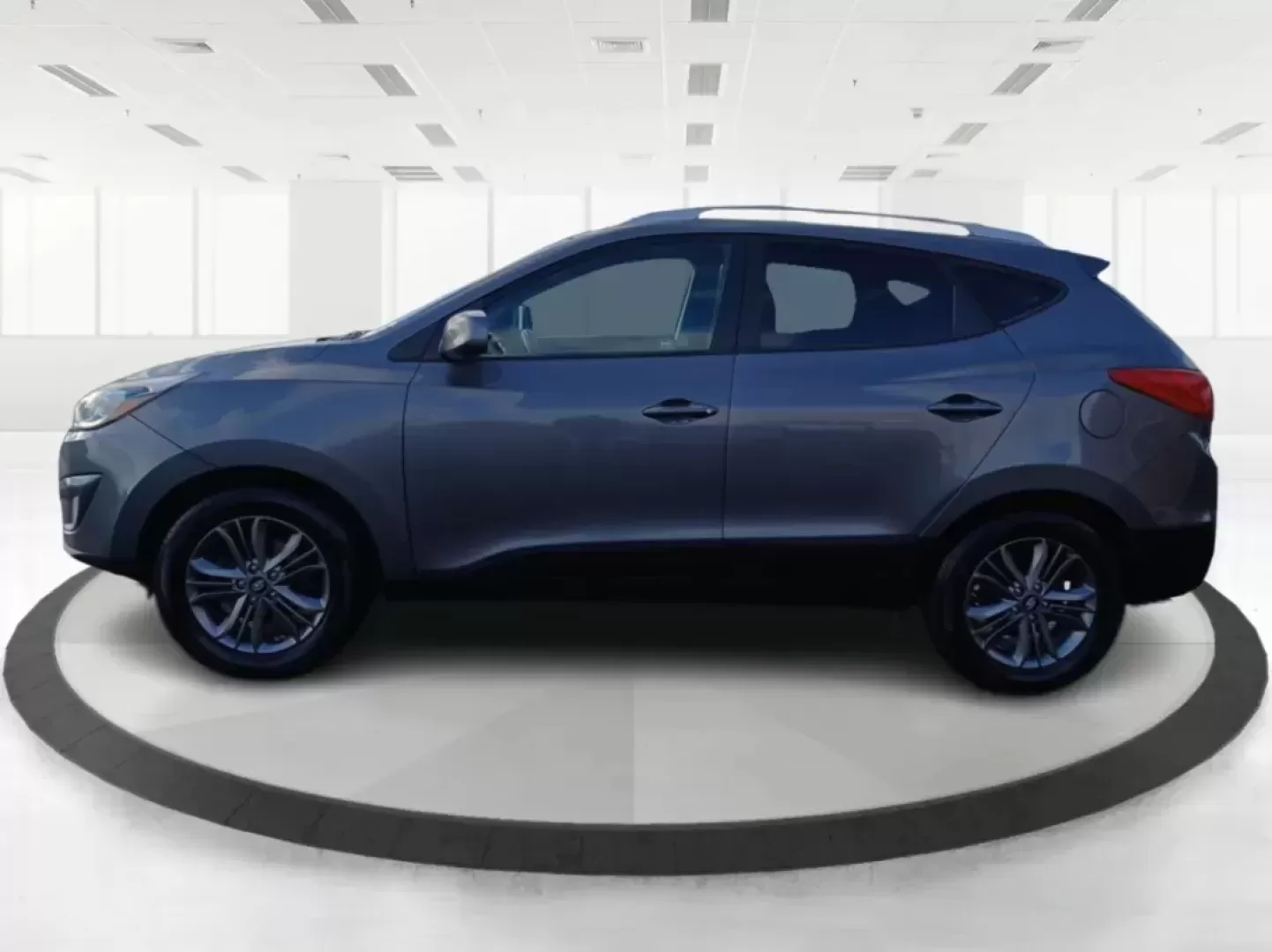 2014 Hyundai Tucson GLS AWD (KM8JUCAG3EU) with an 2.4L L4 DOHC 16V engine, 6-Speed Automatic transmission, located at 1951 S Dayton Lakeview Rd., New Carlisle, OH, 45344, (937) 908-9800, 39.890999, -84.050255 - Photo#5