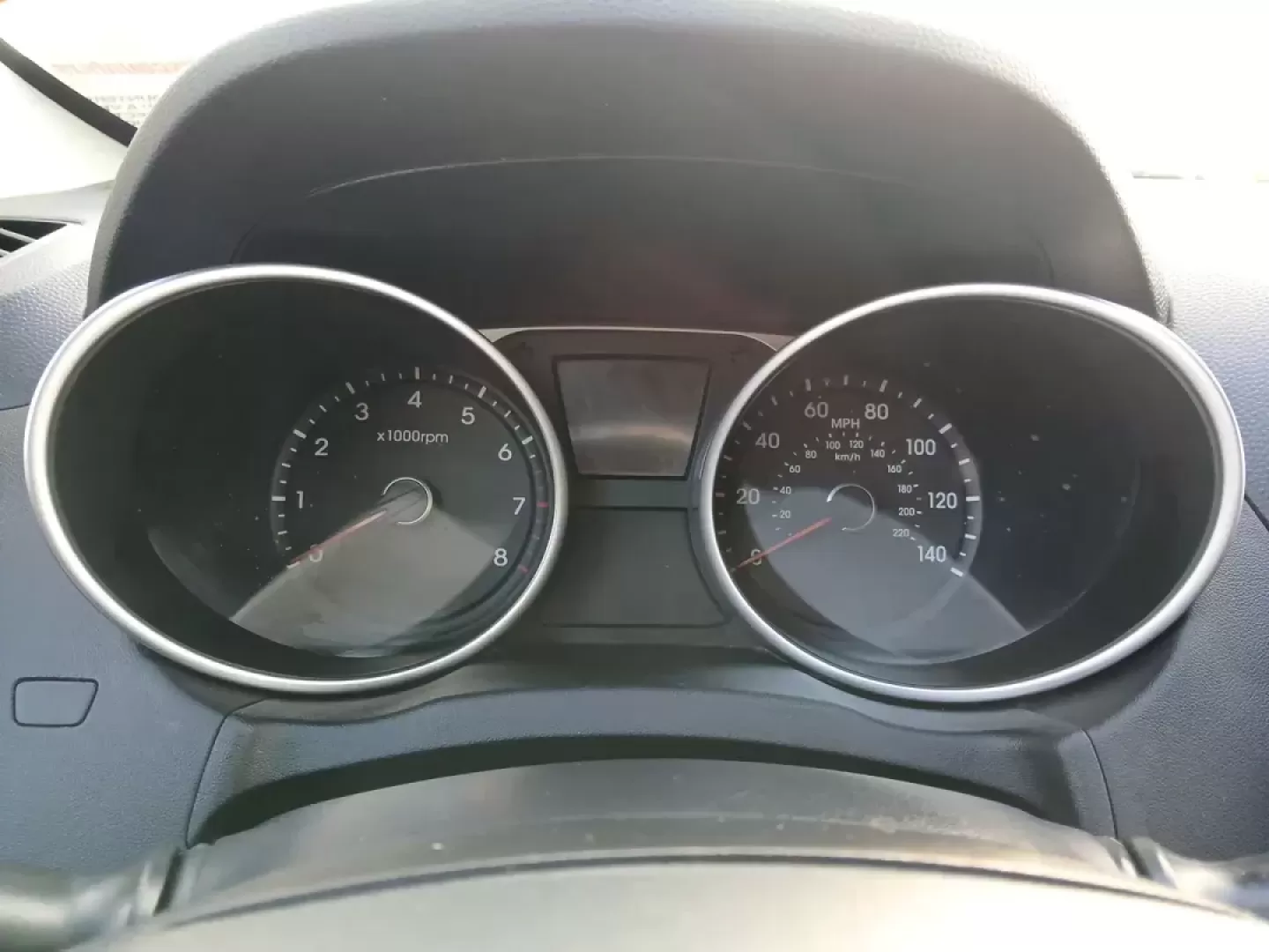2014 Hyundai Tucson GLS AWD (KM8JUCAG3EU) with an 2.4L L4 DOHC 16V engine, 6-Speed Automatic transmission, located at 1951 S Dayton Lakeview Rd., New Carlisle, OH, 45344, (937) 908-9800, 39.890999, -84.050255 - Photo#14