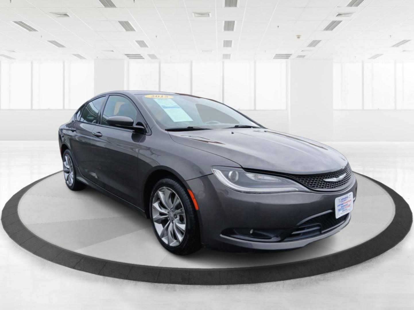 2015 Chrysler 200 S AWD (1C3CCCDG7FN) with an 3.6L V6 DOHC 24V FFV engine, 9-Speed Automatic transmission, located at 401 Woodman Dr, Riverside, OH, 45431, (937) 908-9800, 39.760899, -84.123421 - Photo#0