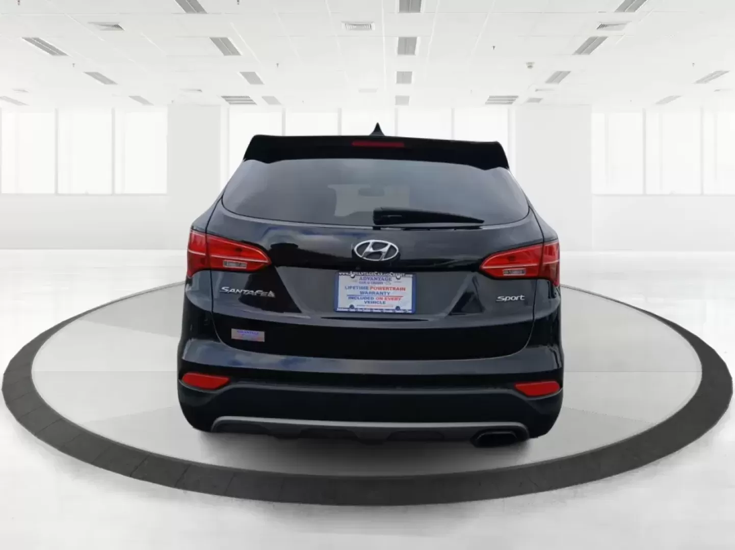 2016 Hyundai Santa Fe Sport 2.4 FWD (5XYZU3LB8GG) with an 2.4L L4 DOHC 16V engine, 6-Speed Automatic transmission, located at 1230 East Main St, Xenia, OH, 45385, (937) 908-9800, 39.688026, -83.910172 - 2016 Hyundai Santa Fe Sport 2.4 FWD - Photo#3