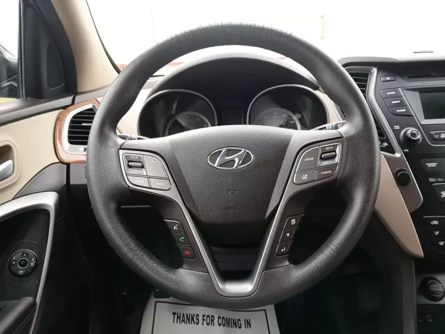 2016 Hyundai Santa Fe Sport 2.4 FWD (5XYZU3LB8GG) with an 2.4L L4 DOHC 16V engine, 6-Speed Automatic transmission, located at 1230 East Main St, Xenia, OH, 45385, (937) 908-9800, 39.688026, -83.910172 - 2016 Hyundai Santa Fe Sport 2.4 FWD - Photo#15