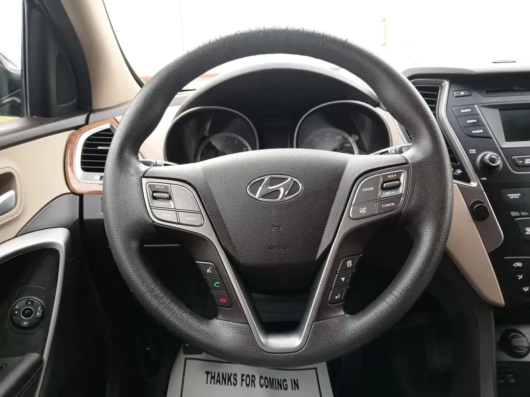2016 Hyundai Santa Fe Sport 2.4 FWD (5XYZU3LB8GG) with an 2.4L L4 DOHC 16V engine, 6-Speed Automatic transmission, located at 1230 East Main St, Xenia, OH, 45385, (937) 908-9800, 39.688026, -83.910172 - 2016 Hyundai Santa Fe Sport 2.4 FWD - Photo#15