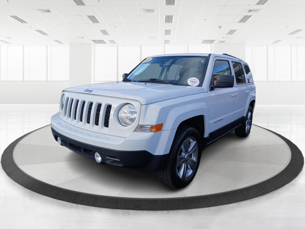 2016 Jeep Patriot Latitude 4WD (1C4NJRFB4GD) with an 2.4L L4 DOHC 16V engine, located at 1184 Kauffman Ave, Fairborn, OH, 45324, (937) 908-9800, 39.807072, -84.030914 - 2016 Jeep Patriot Latitude 4WD - Photo#7