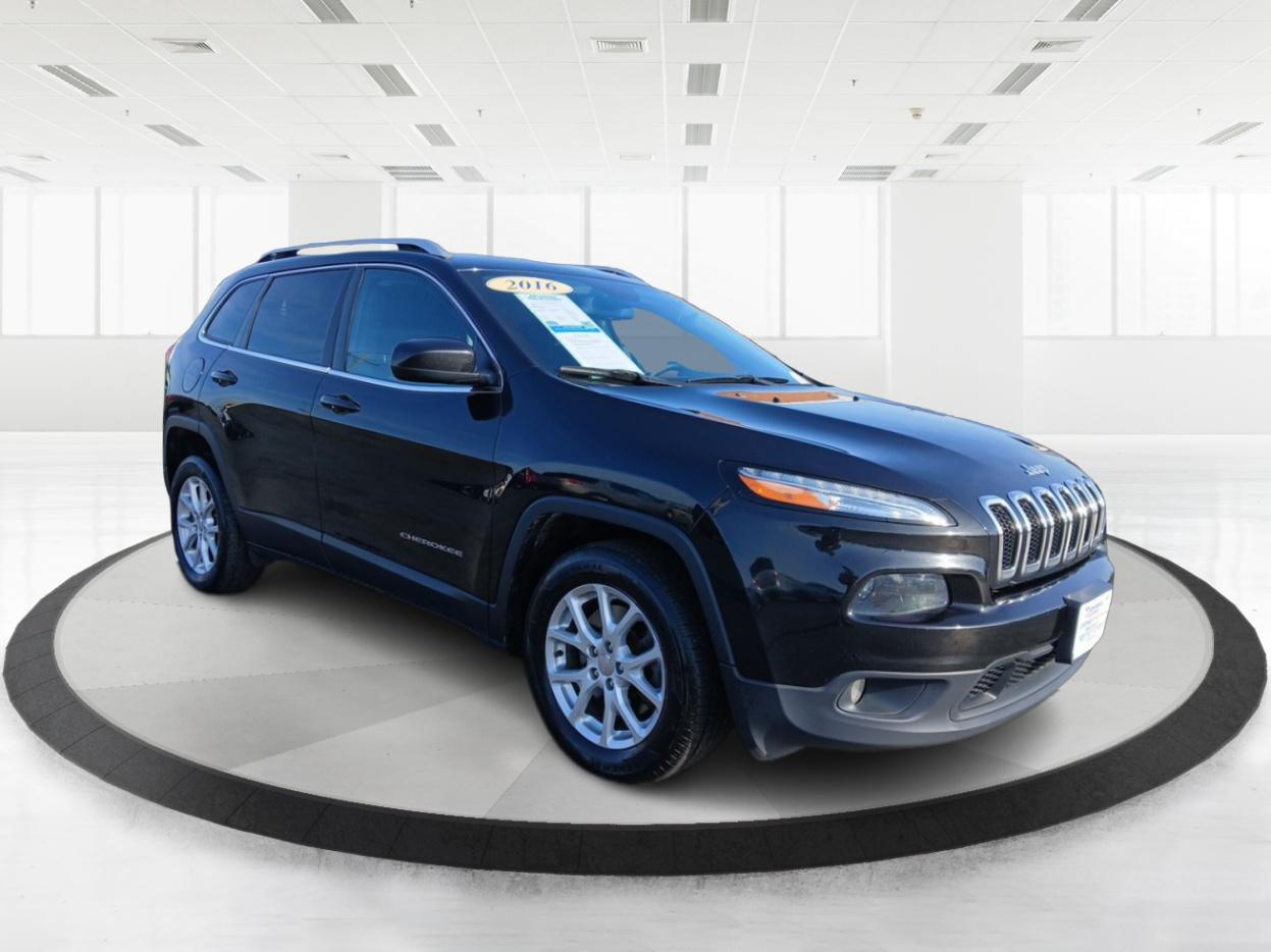 photo of 2016 Jeep Cherokee Latitude FWD