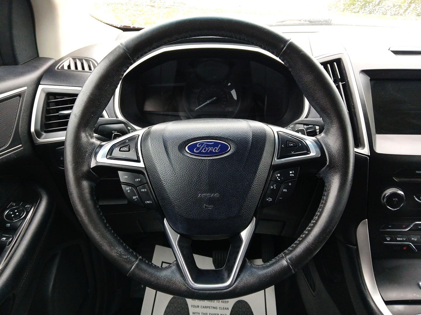 2015 Ford Edge SEL AWD (2FMTK4J84FB) with an 3.5L V6 DOHC 24V engine, 6-Speed Automatic transmission, located at 1099 N County Rd 25A, Troy, OH, 45373, (937) 908-9800, 40.057079, -84.212883 - 2015 Ford Edge SEL AWD - Photo#15