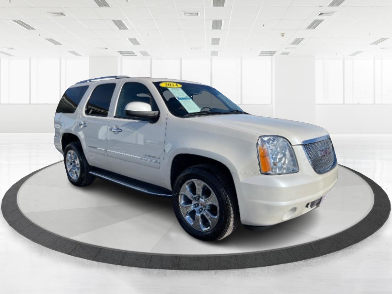 2014 GMC Yukon Denali 4WD (1GKS2EEFXER) with an 6.2L V8 OHV 16V engine, 6-Speed Automatic transmission, located at 1184 Kauffman Ave, Fairborn, OH, 45324, (937) 908-9800, 39.807072, -84.030914 - Photo#0