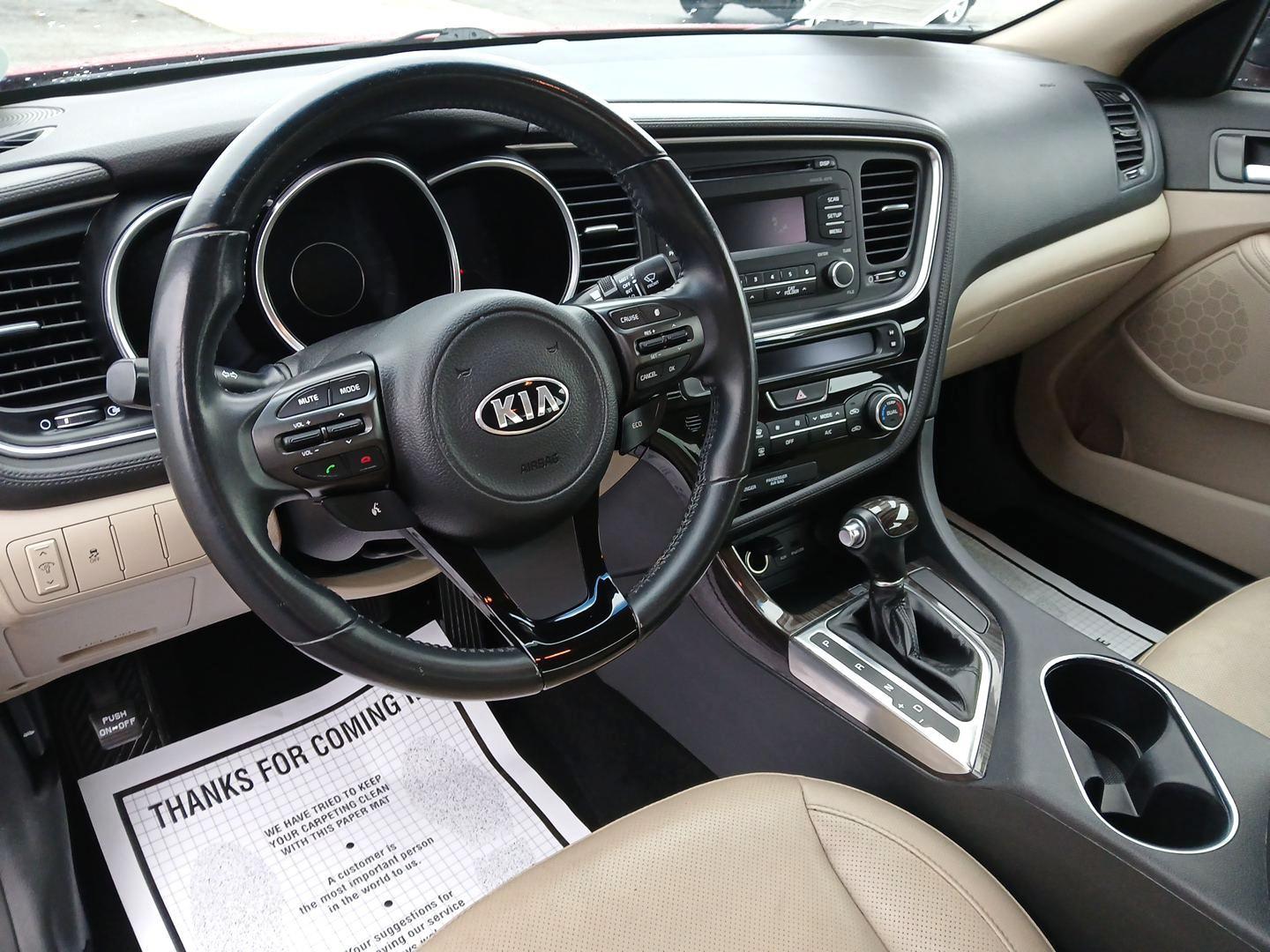 2014 Kia Optima EX (5XXGN4A76EG) with an 2.4L L4 DOHC 16V engine, 6-Speed Automatic transmission, located at 880 E. National Road, Vandalia, OH, 45377, (937) 908-9800, 39.891918, -84.183594 - 2014 Kia Optima EX - Photo#8