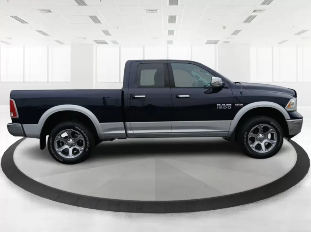 2017 RAM 1500 Laramie Quad Cab 4WD