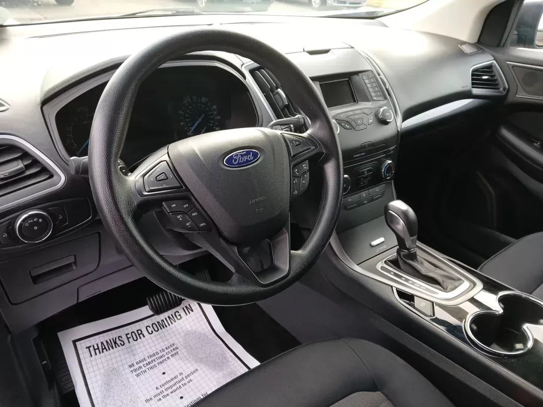 2016 Ford Edge SE AWD (2FMPK4G95GB) with an 2.0L L4 DOHC 16V engine, 6-Speed Automatic transmission, located at 880 E. National Road, Vandalia, OH, 45377, (937) 908-9800, 39.891918, -84.183594 - 2016 Ford Edge SE AWD - Photo#9