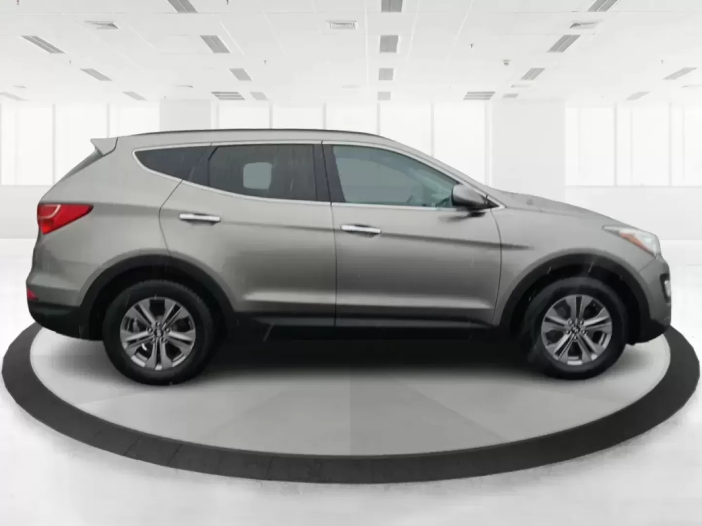 2016 Hyundai Santa Fe Sport 2.4 AWD (5XYZUDLB9GG) with an 2.4L L4 DOHC 16V engine, 6-Speed Automatic transmission, located at 880 E. National Road, Vandalia, OH, 45377, (937) 908-9800, 39.891918, -84.183594 - Photo#1