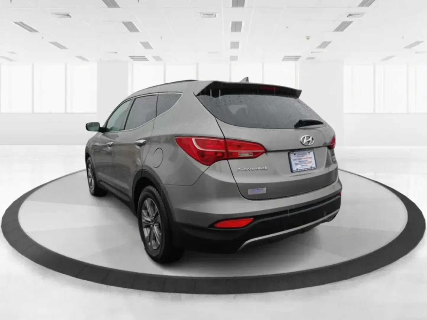 2016 Hyundai Santa Fe Sport 2.4 AWD (5XYZUDLB9GG) with an 2.4L L4 DOHC 16V engine, 6-Speed Automatic transmission, located at 880 E. National Road, Vandalia, OH, 45377, (937) 908-9800, 39.891918, -84.183594 - Photo#5