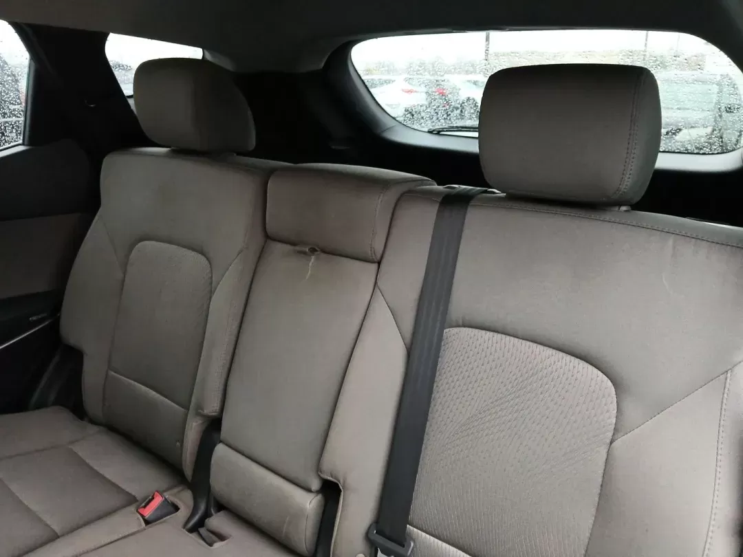 2016 Hyundai Santa Fe Sport 2.4 AWD (5XYZUDLB9GG) with an 2.4L L4 DOHC 16V engine, 6-Speed Automatic transmission, located at 880 E. National Road, Vandalia, OH, 45377, (937) 908-9800, 39.891918, -84.183594 - 2016 Hyundai Santa Fe Sport 2.4 AWD - Photo#9