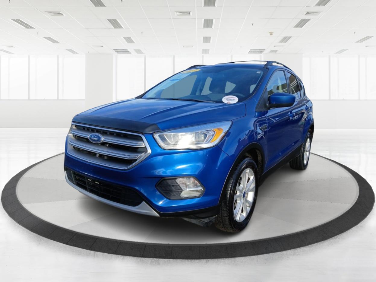 2017 Ford Escape SE 4WD (1FMCU9G95HU) with an 2.0L L4 DOHC 16V engine, 6-Speed Automatic transmission, located at 1951 S Dayton Lakeview Rd., New Carlisle, OH, 45344, (937) 908-9800, 39.890999, -84.050255 - 2017 Ford Escape SE 4WD - Photo#6