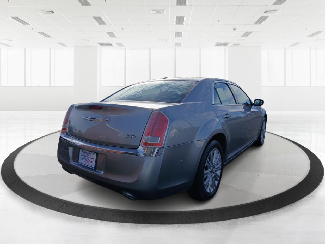 2014 Chrysler 300 AWD (2C3CCARG6EH) with an 3.6L V6 SOHC 24V engine, 8-Speed Automatic transmission, located at 880 E. National Road, Vandalia, OH, 45377, (937) 908-9800, 39.891918, -84.183594 - 2014 Chrysler 300 AWD - Photo#2