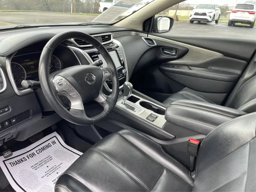2018 Nissan Murano SL AWD (5N1AZ2MH1JN) with an 3.5L V6 DOHC 24V engine, Continuously Variable Transmission transmission, located at 1230 East Main St, Xenia, OH, 45385, (937) 908-9800, 39.688026, -83.910172 - 2018 Nissan Murano SL AWD - Photo#8