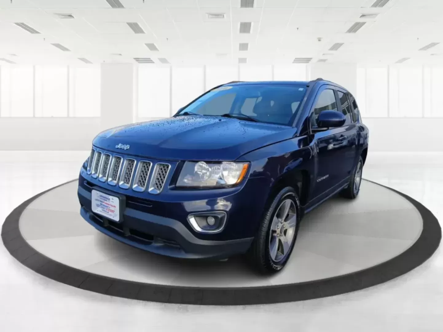 2016 Jeep Compass Latitude 4WD (1C4NJDEB7GD) with an 2.4L L4 DOHC 16V engine, 6-Speed Automatic transmission, located at 401 Woodman Dr, Riverside, OH, 45431, (937) 908-9800, 39.760899, -84.123421 - 2016 Jeep Compass Latitude 4WD - Photo#7