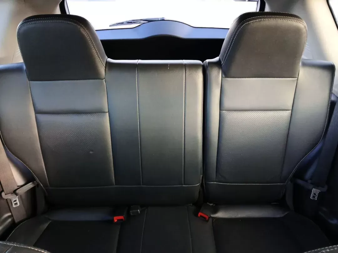 2016 Jeep Compass Latitude 4WD (1C4NJDEB7GD) with an 2.4L L4 DOHC 16V engine, 6-Speed Automatic transmission, located at 401 Woodman Dr, Riverside, OH, 45431, (937) 908-9800, 39.760899, -84.123421 - 2016 Jeep Compass Latitude 4WD - Photo#13