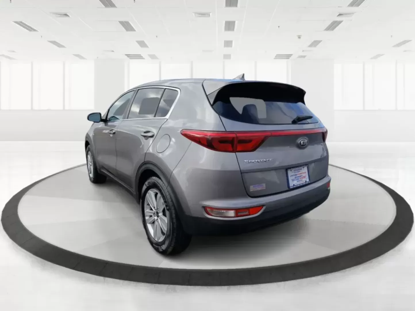 2017 Kia Sportage LX AWD (KNDPMCAC3H7) with an 2.4L V6 DOHC 24V engine, 6-Speed Automatic transmission, located at 1951 S Dayton Lakeview Rd., New Carlisle, OH, 45344, (937) 908-9800, 39.890999, -84.050255 - Photo#4