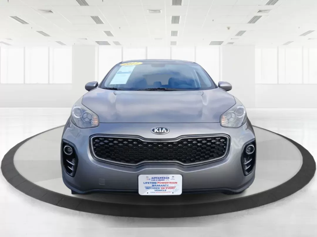 2017 Kia Sportage LX AWD (KNDPMCAC3H7) with an 2.4L V6 DOHC 24V engine, 6-Speed Automatic transmission, located at 1951 S Dayton Lakeview Rd., New Carlisle, OH, 45344, (937) 908-9800, 39.890999, -84.050255 - 2017 Kia Sportage LX AWD - Photo#6