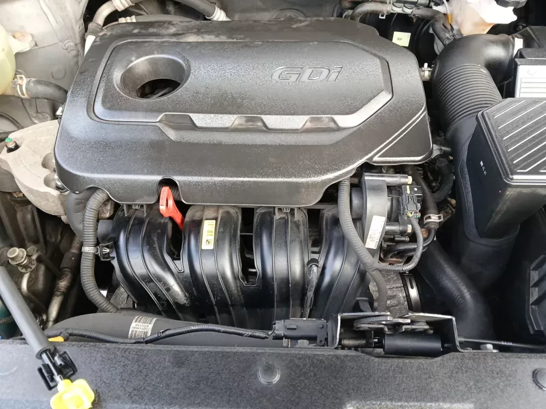 2017 Kia Sportage LX AWD (KNDPMCAC3H7) with an 2.4L V6 DOHC 24V engine, 6-Speed Automatic transmission, located at 1951 S Dayton Lakeview Rd., New Carlisle, OH, 45344, (937) 908-9800, 39.890999, -84.050255 - 2017 Kia Sportage LX AWD - Photo#10