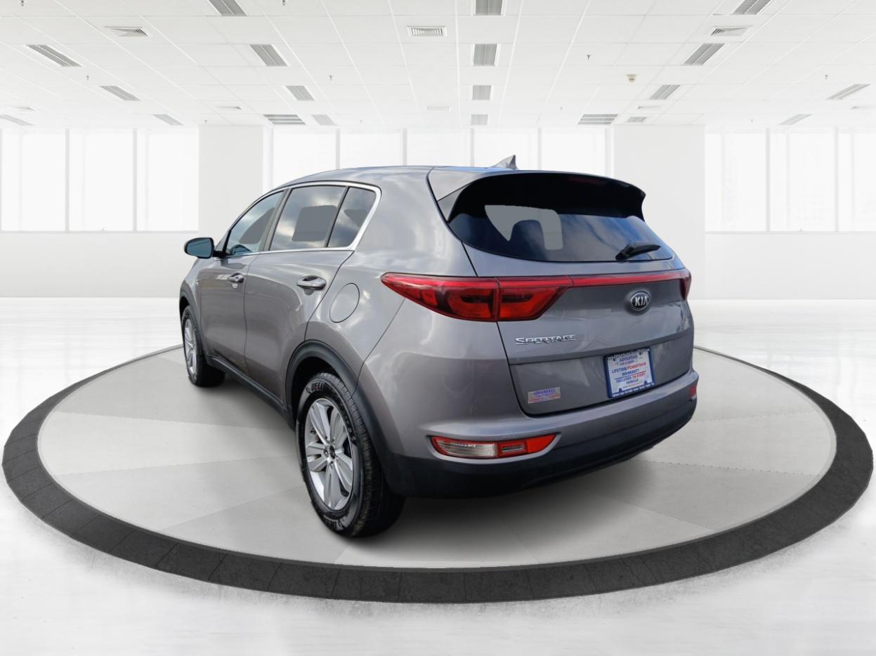 2017 Kia Sportage LX AWD (KNDPMCAC3H7) with an 2.4L V6 DOHC 24V engine, 6-Speed Automatic transmission, located at 1951 S Dayton Lakeview Rd., New Carlisle, OH, 45344, (937) 908-9800, 39.890999, -84.050255 - Photo#4